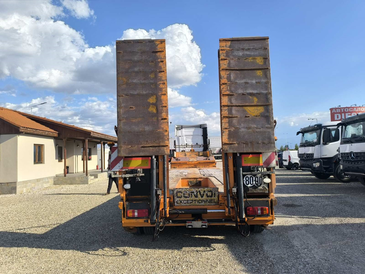 NOOTEBOOM MCO-85-05V - عربة مسطحة منخفضة نصف مقطورة: صور 4 NOOTEBOOM MCO-85-05V - عربة مسطحة منخفضة نصف مقطورة: صور 4