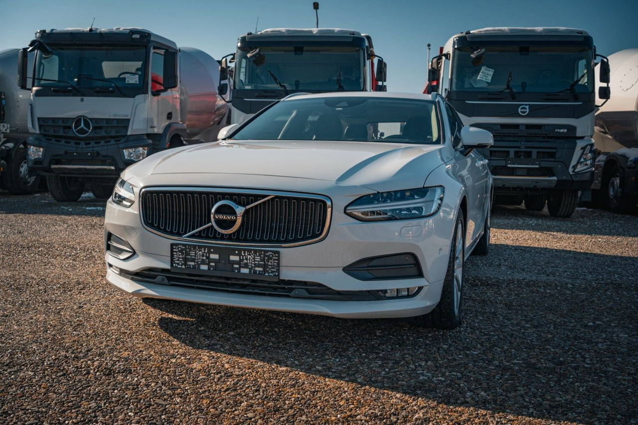 Volvo V90 D4 Momentum 2.0D - سيارة ستيشن: صور 2 Volvo V90 D4 Momentum 2.0D - سيارة ستيشن: صور 2