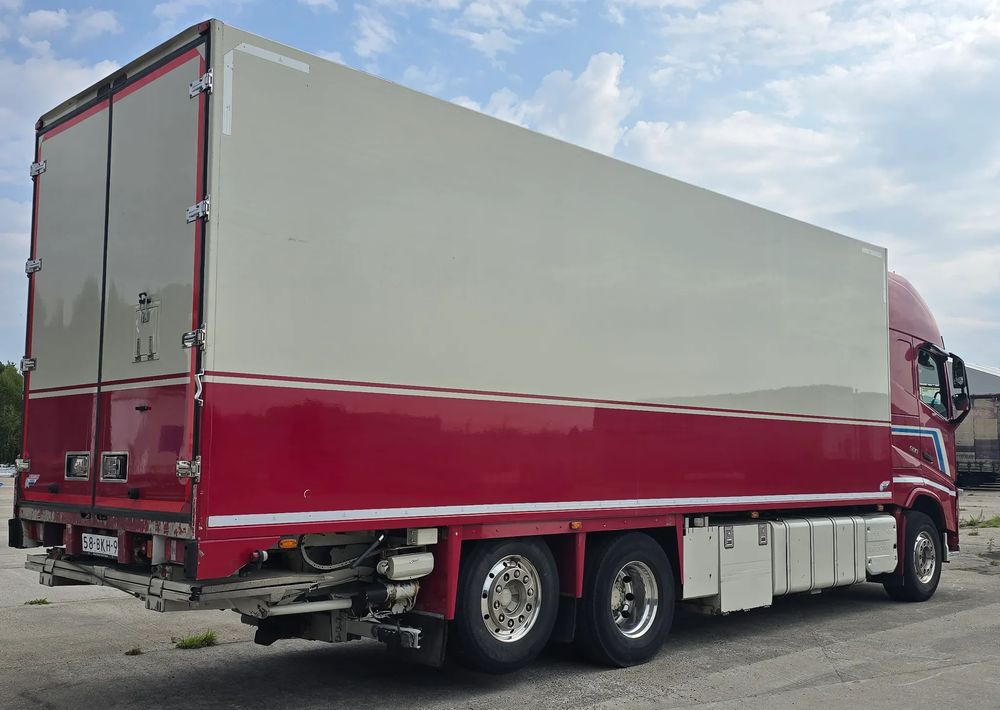 Volvo FH500 - مبردة شاحنة: صور 5 Volvo FH500 - مبردة شاحنة: صور 5