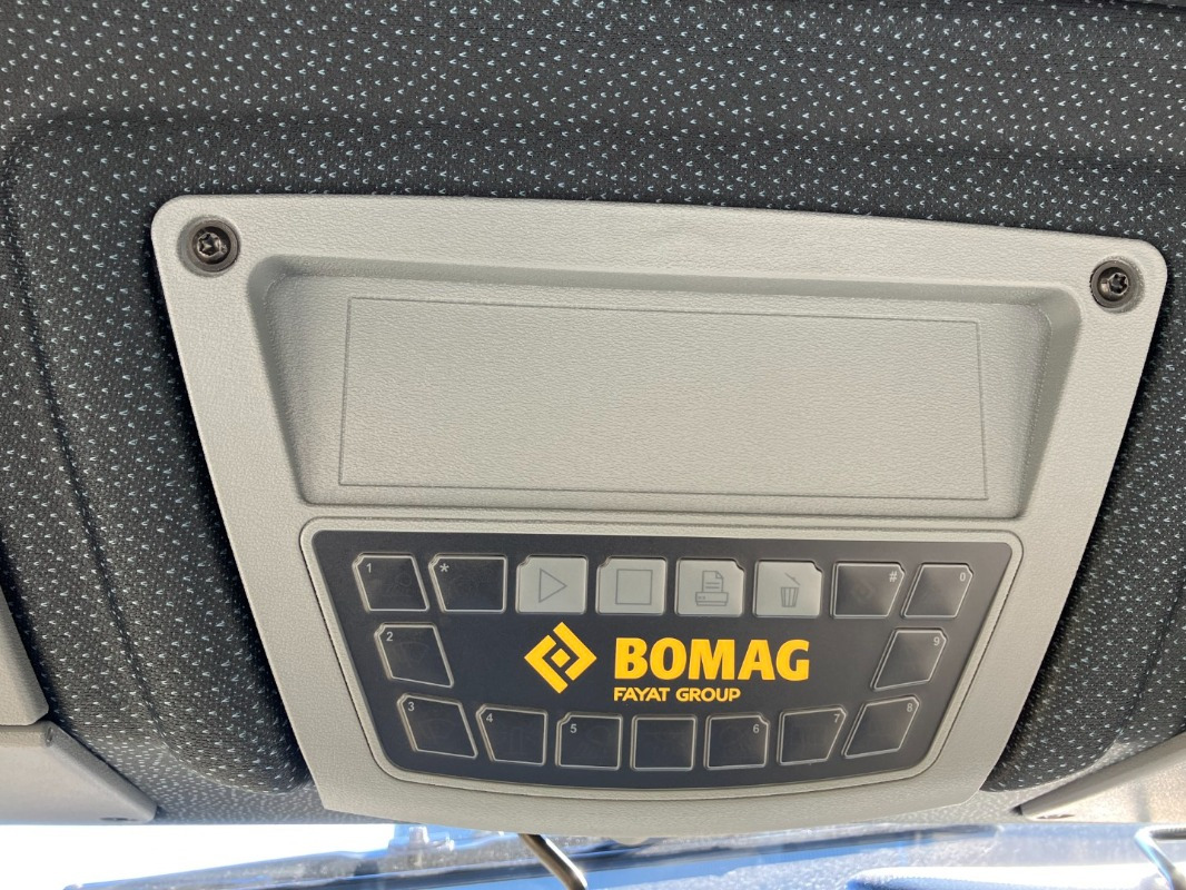 مدحلة الأسفلت BOMAG DE BW 141 AD-50  Stage IIIa / Tier3: صور 8