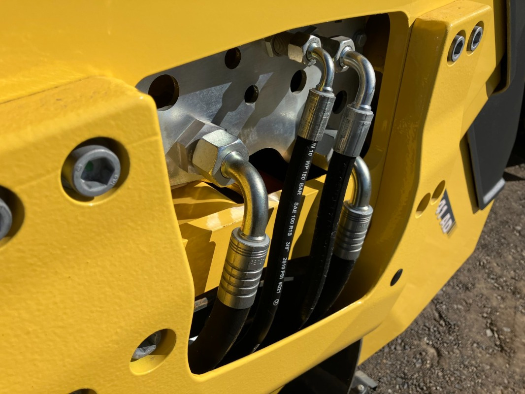 مدحلة الأسفلت BOMAG DE BW 141 AD-50  Stage IIIa / Tier3: صور 16
