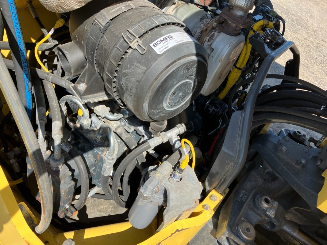 BOMAG DE BW 161 AD-5 Stage IIIb/Tier 4i - مدحلة: صور 4 BOMAG DE BW 161 AD-5 Stage IIIb/Tier 4i - مدحلة: صور 4