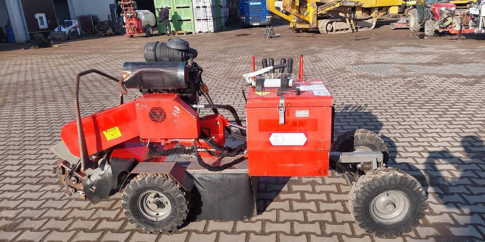 Frezarka do pni Vermeer SC252 - جلاخات أجذال الشجر: صور 1 Frezarka do pni Vermeer SC252 - جلاخات أجذال الشجر: صور 1