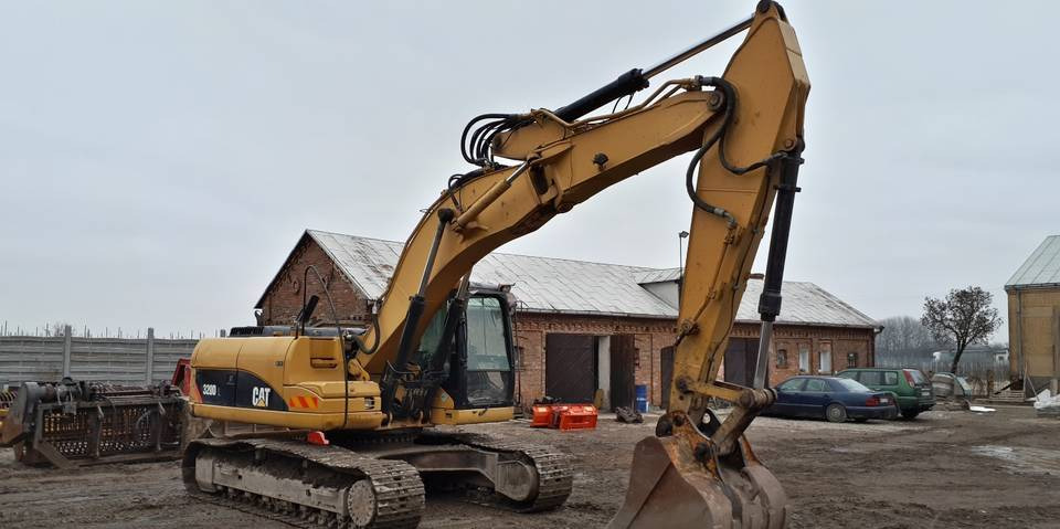 Koparka Caterpillar 320DL hydraulika klima kamera CAT - حفارات زحافة: صور 4 Koparka Caterpillar 320DL hydraulika klima kamera CAT - حفارات زحافة: صور 4