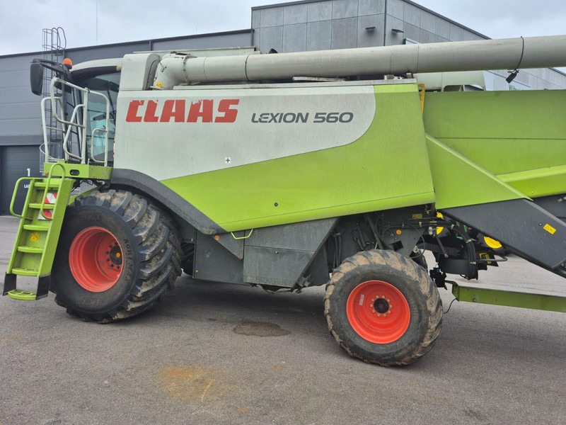 Claas Lexion 560 V750 - حصادة شاملة: صور 3 Claas Lexion 560 V750 - حصادة شاملة: صور 3