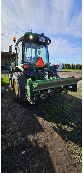 John Deere 4052R - جرار: صور 3 John Deere 4052R - جرار: صور 3