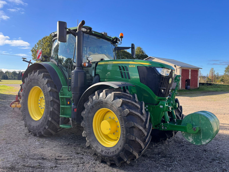 John Deere 6215R Autopowr - جرار: صور 1 John Deere 6215R Autopowr - جرار: صور 1