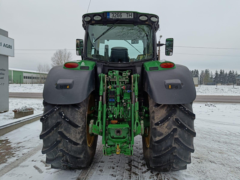 John Deere 6215R - جرار: صور 4 John Deere 6215R - جرار: صور 4