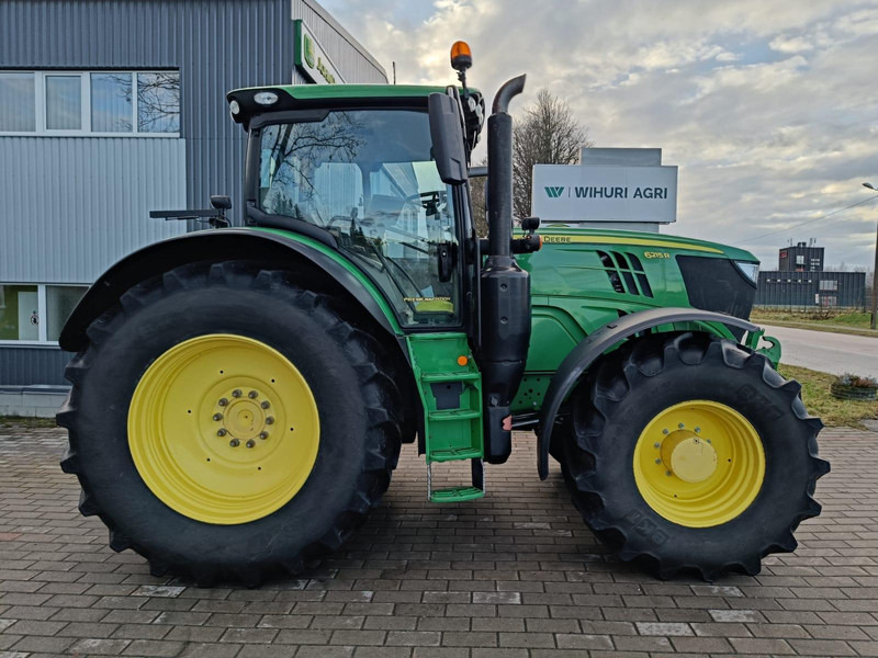 John Deere 6215R - جرار: صور 2 John Deere 6215R - جرار: صور 2