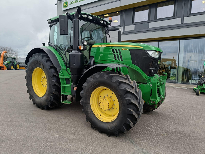 John Deere 6215R - جرار: صور 1 John Deere 6215R - جرار: صور 1