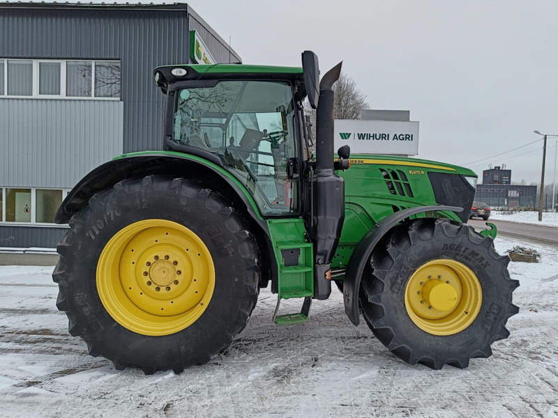 John Deere 6215R - جرار: صور 2 John Deere 6215R - جرار: صور 2