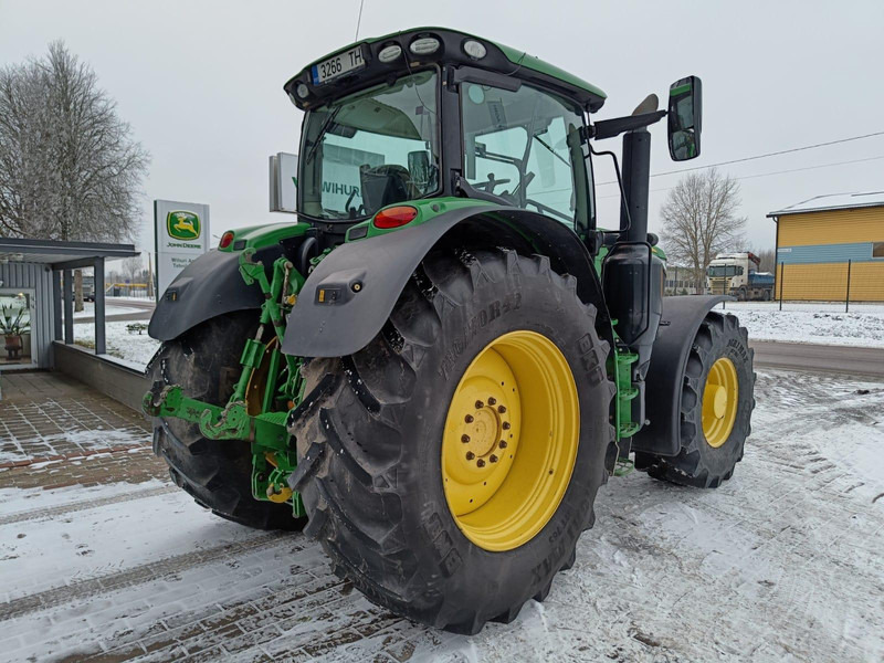 John Deere 6215R - جرار: صور 3 John Deere 6215R - جرار: صور 3
