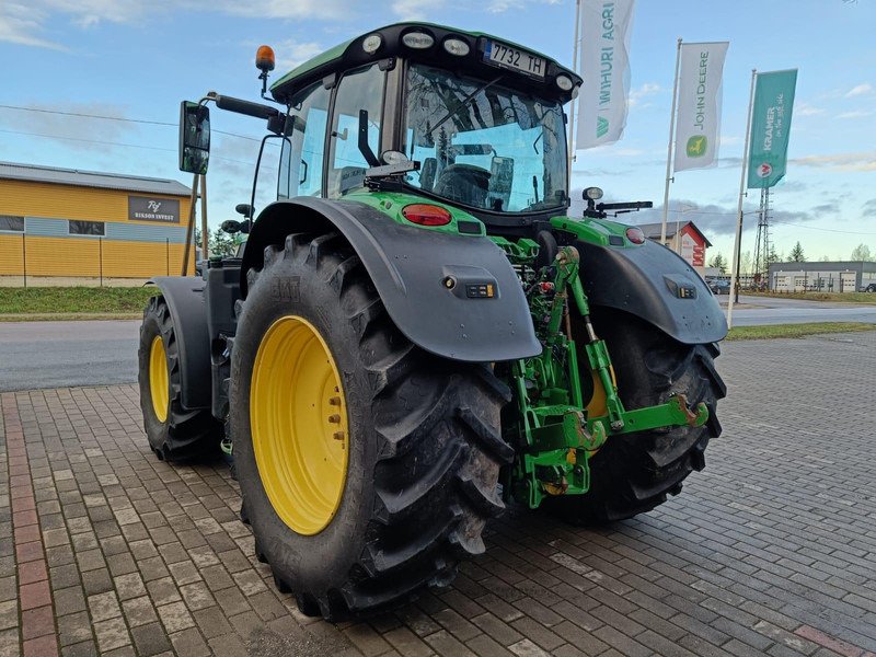 John Deere 6215R - جرار: صور 5 John Deere 6215R - جرار: صور 5