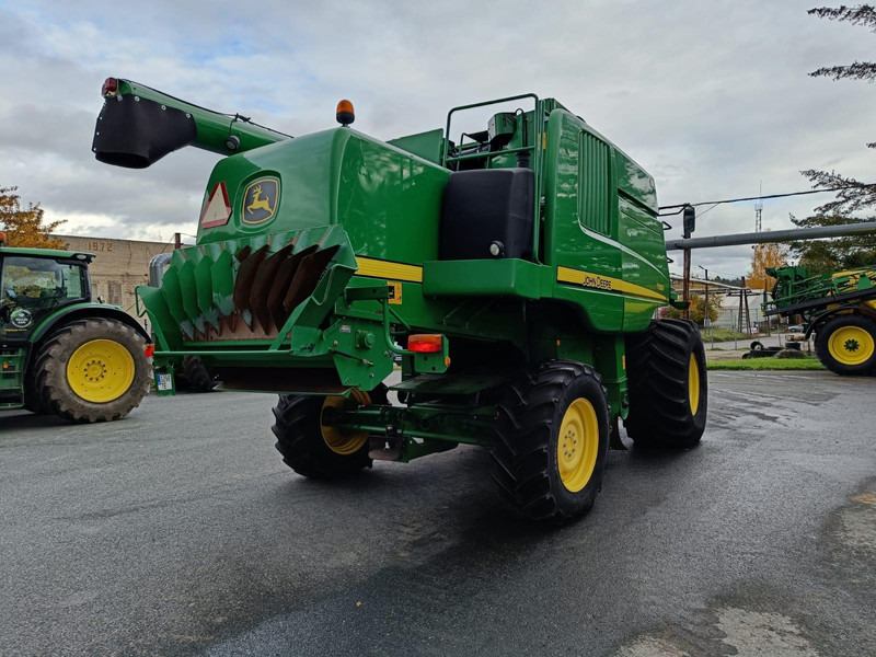 John Deere T550 - حصادة شاملة: صور 3 John Deere T550 - حصادة شاملة: صور 3