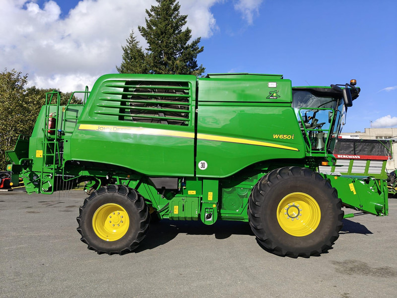 John Deere W650 i 722X - حصادة شاملة: صور 3 John Deere W650 i 722X - حصادة شاملة: صور 3