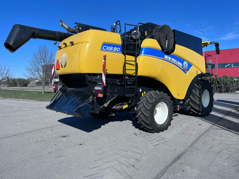 New Holland CX 8.80 - حصادة شاملة: صور 3 New Holland CX 8.80 - حصادة شاملة: صور 3
