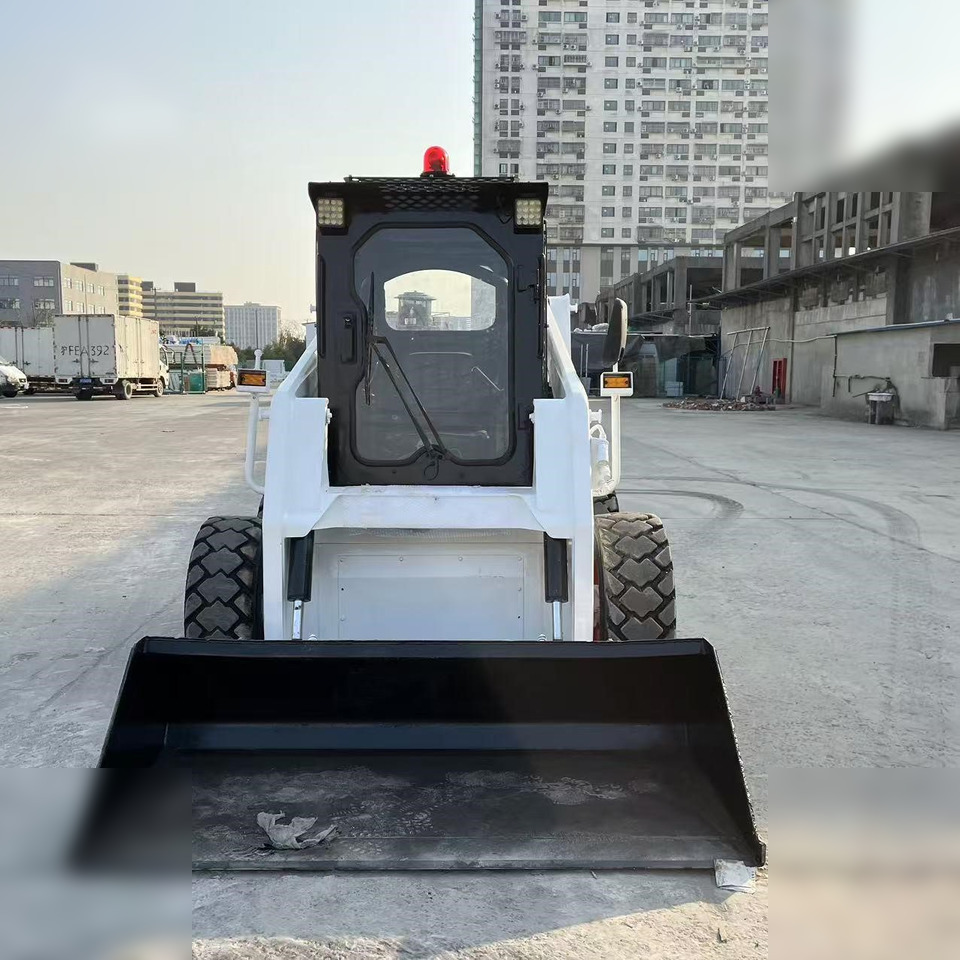 BOBCAT S160 - شيول صغير: صور 4 BOBCAT S160 - شيول صغير: صور 4