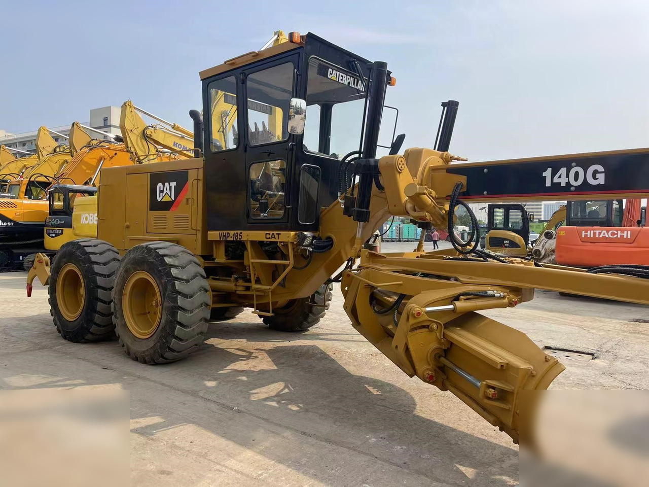 CATERPILLAR 140G - آلة تسوية الأرض: صور 3 CATERPILLAR 140G - آلة تسوية الأرض: صور 3