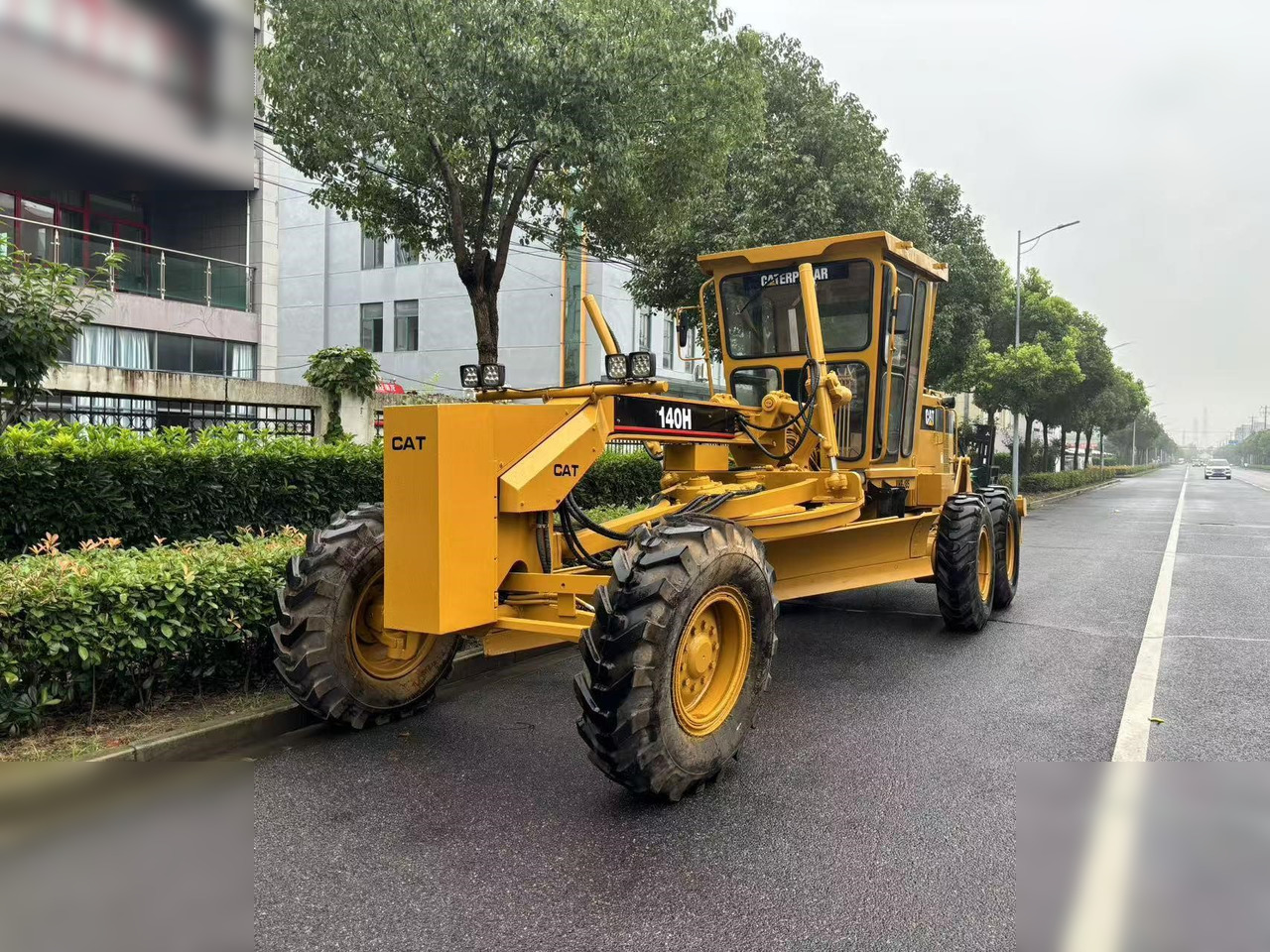 CATERPILLAR 140H - آلة تسوية الأرض: صور 3 CATERPILLAR 140H - آلة تسوية الأرض: صور 3