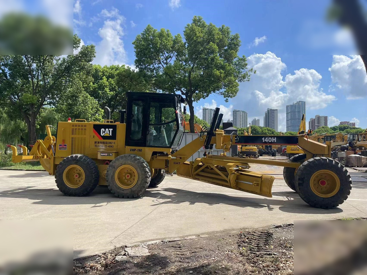 CATERPILLAR 140H - آلة تسوية الأرض: صور 2 CATERPILLAR 140H - آلة تسوية الأرض: صور 2