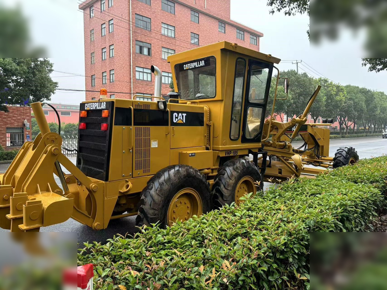 CATERPILLAR 140H - آلة تسوية الأرض: صور 4 CATERPILLAR 140H - آلة تسوية الأرض: صور 4