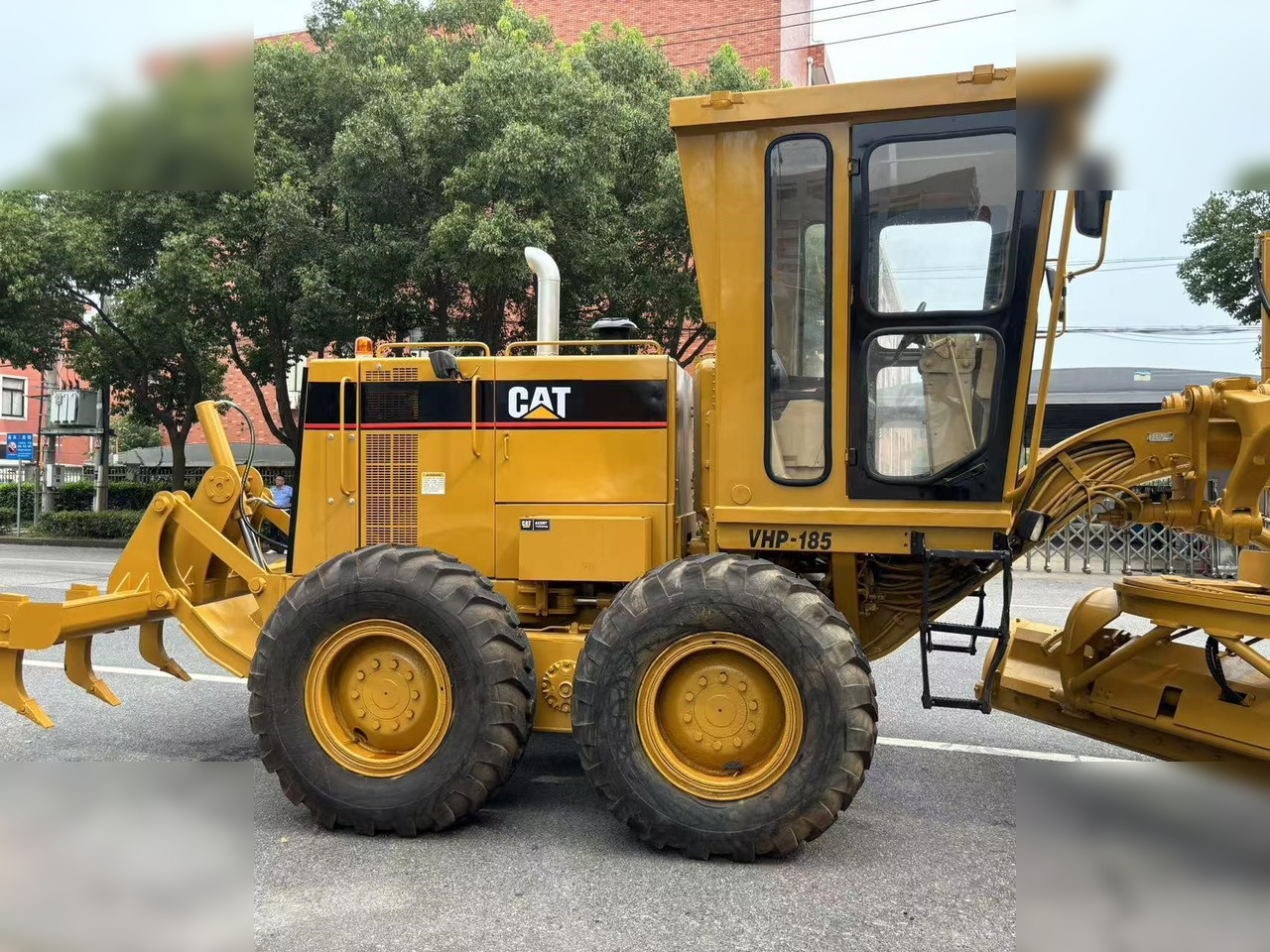 CATERPILLAR 140H - آلة تسوية الأرض: صور 5 CATERPILLAR 140H - آلة تسوية الأرض: صور 5