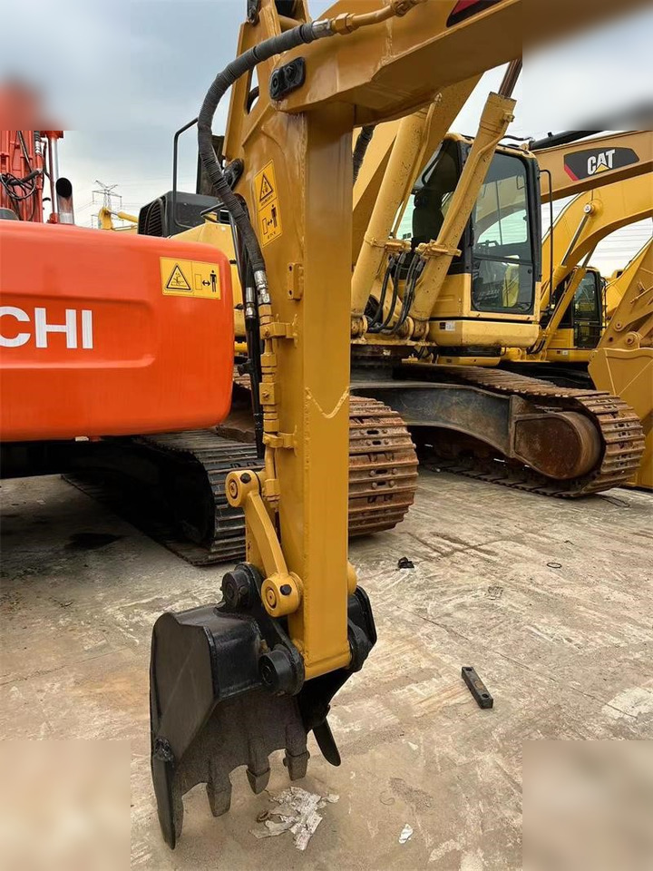 CATERPILLAR 303C CR - حفارة مصغرة: صور 2 CATERPILLAR 303C CR - حفارة مصغرة: صور 2
