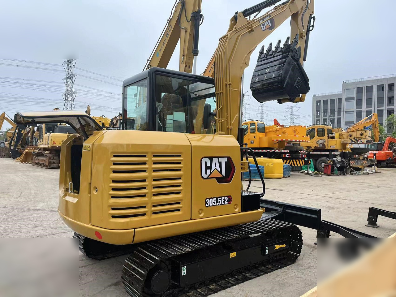 CATERPILLAR 305.5E2 - حفارة مصغرة: صور 2 CATERPILLAR 305.5E2 - حفارة مصغرة: صور 2