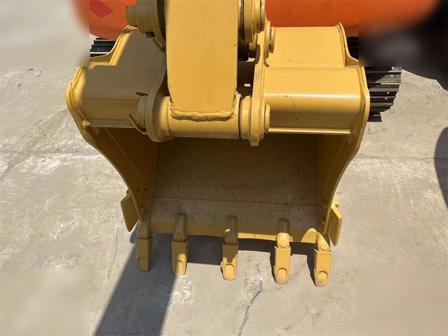 CATERPILLAR 306E - حفارات زحافة: صور 3 CATERPILLAR 306E - حفارات زحافة: صور 3