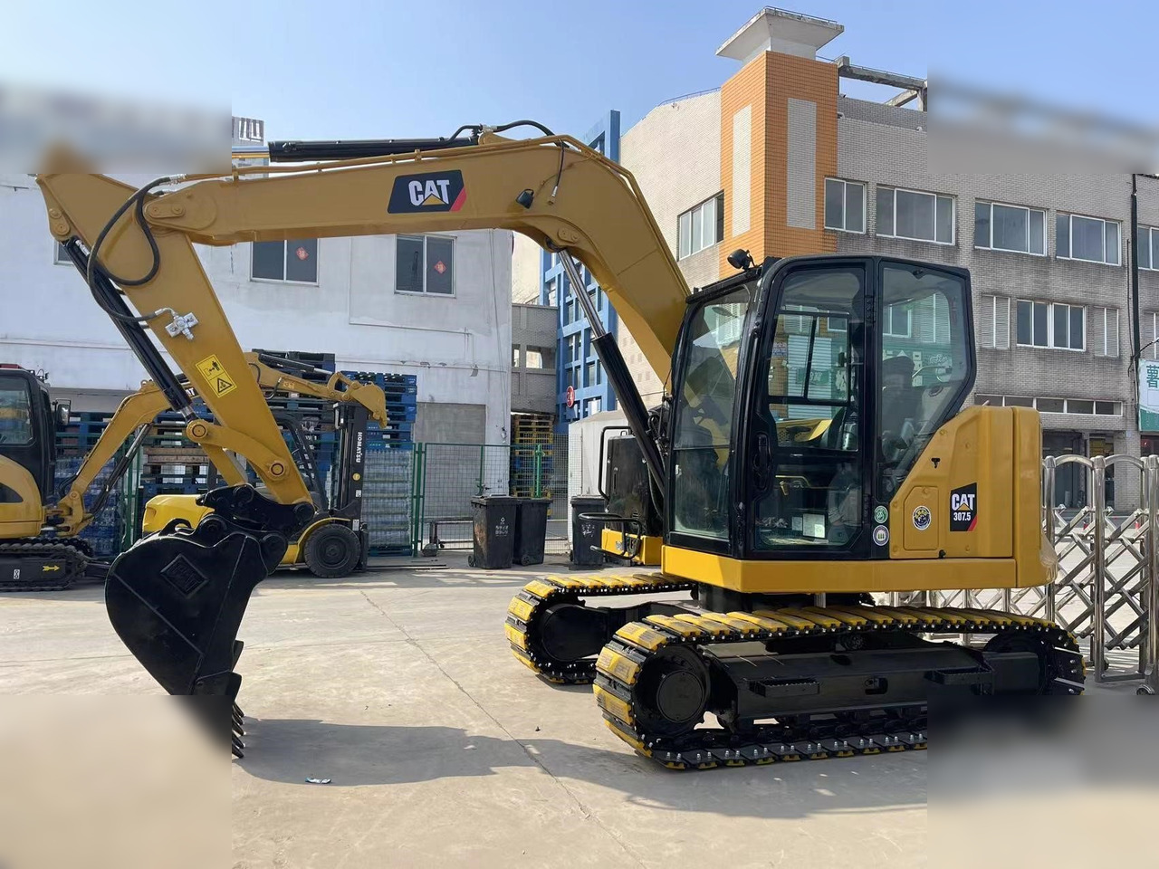CATERPILLAR 307.5 - حفارات زحافة: صور 1 CATERPILLAR 307.5 - حفارات زحافة: صور 1