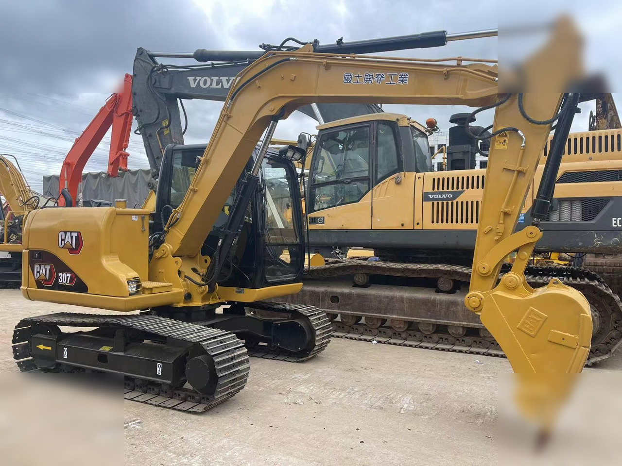 CATERPILLAR 307D - حفارات زحافة: صور 2 CATERPILLAR 307D - حفارات زحافة: صور 2
