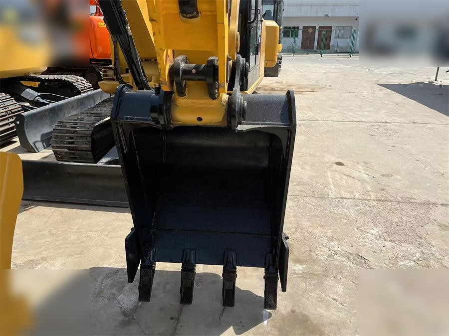 CATERPILLAR 307D - حفارات زحافة: صور 3 CATERPILLAR 307D - حفارات زحافة: صور 3