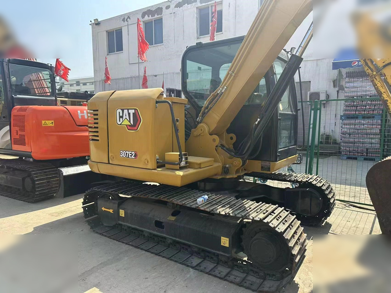 CATERPILLAR 307E2 - حفارات زحافة: صور 3 CATERPILLAR 307E2 - حفارات زحافة: صور 3