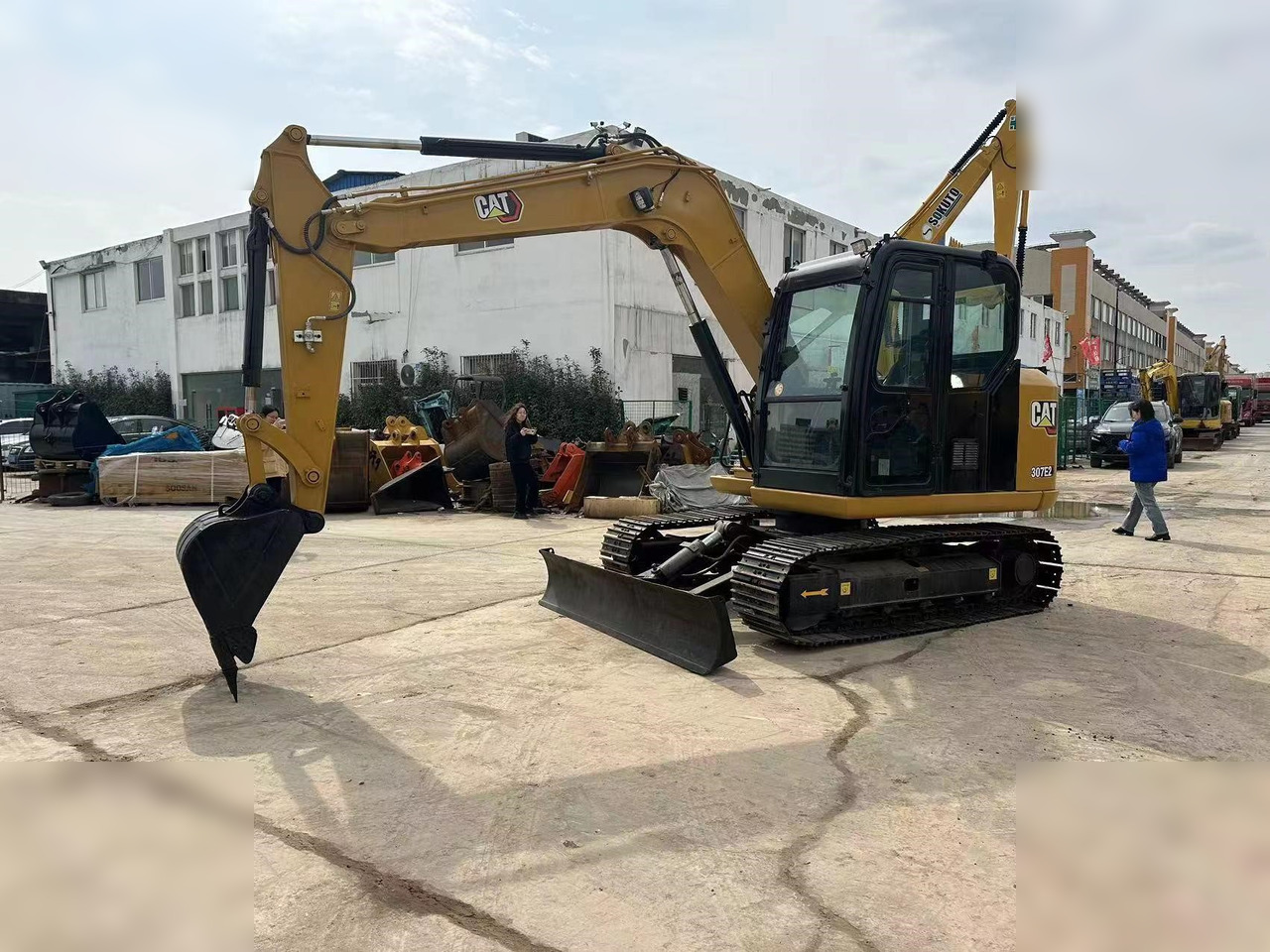 CATERPILLAR 307E2 - حفارات زحافة: صور 1 CATERPILLAR 307E2 - حفارات زحافة: صور 1