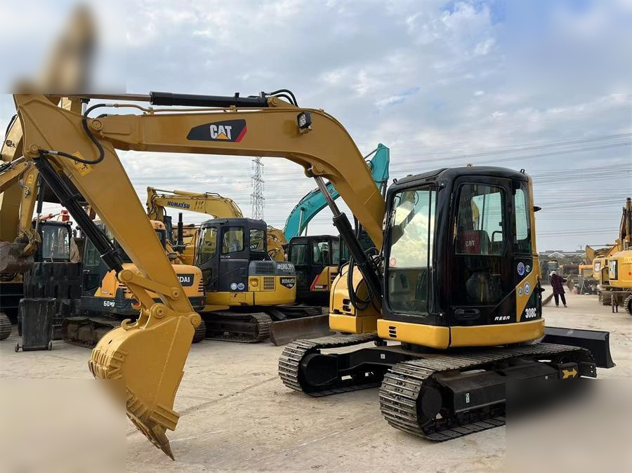 CATERPILLAR 308C - حفارات زحافة: صور 4 CATERPILLAR 308C - حفارات زحافة: صور 4