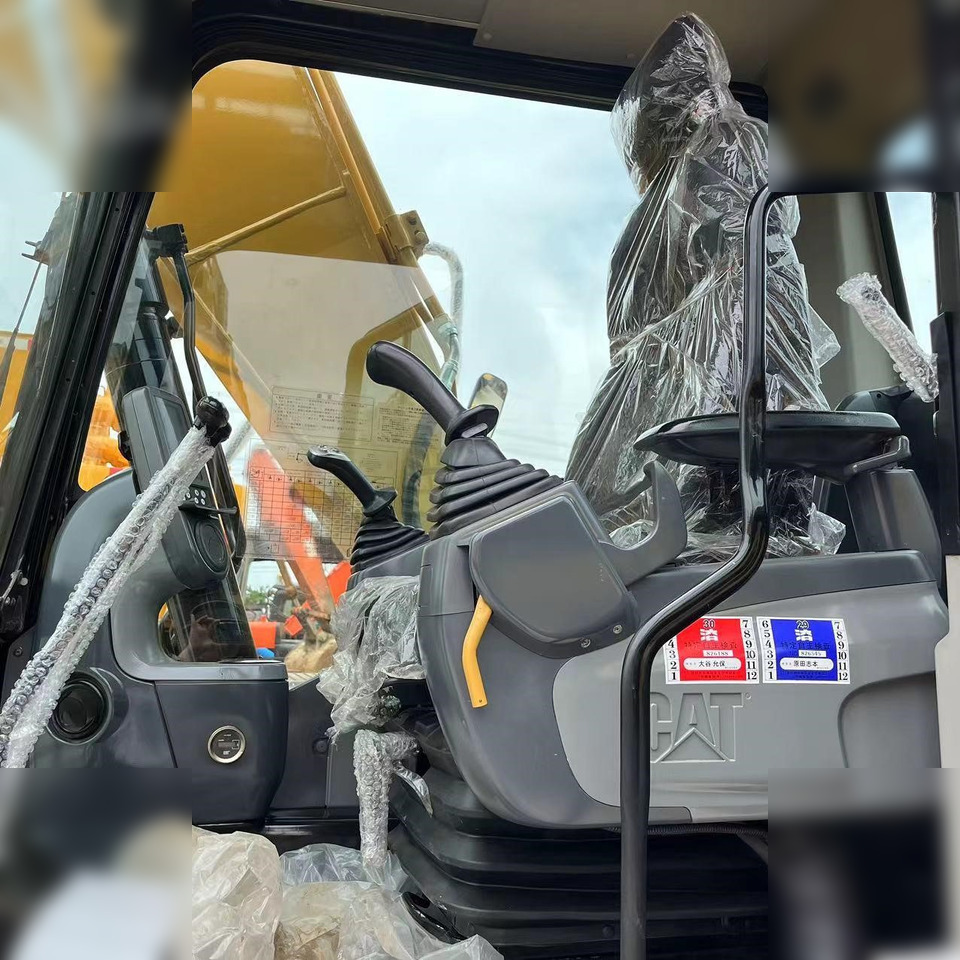 حفارات زحافة CATERPILLAR 313D2 GC: صور 10 حفارات زحافة CATERPILLAR 313D2 GC: صور 10