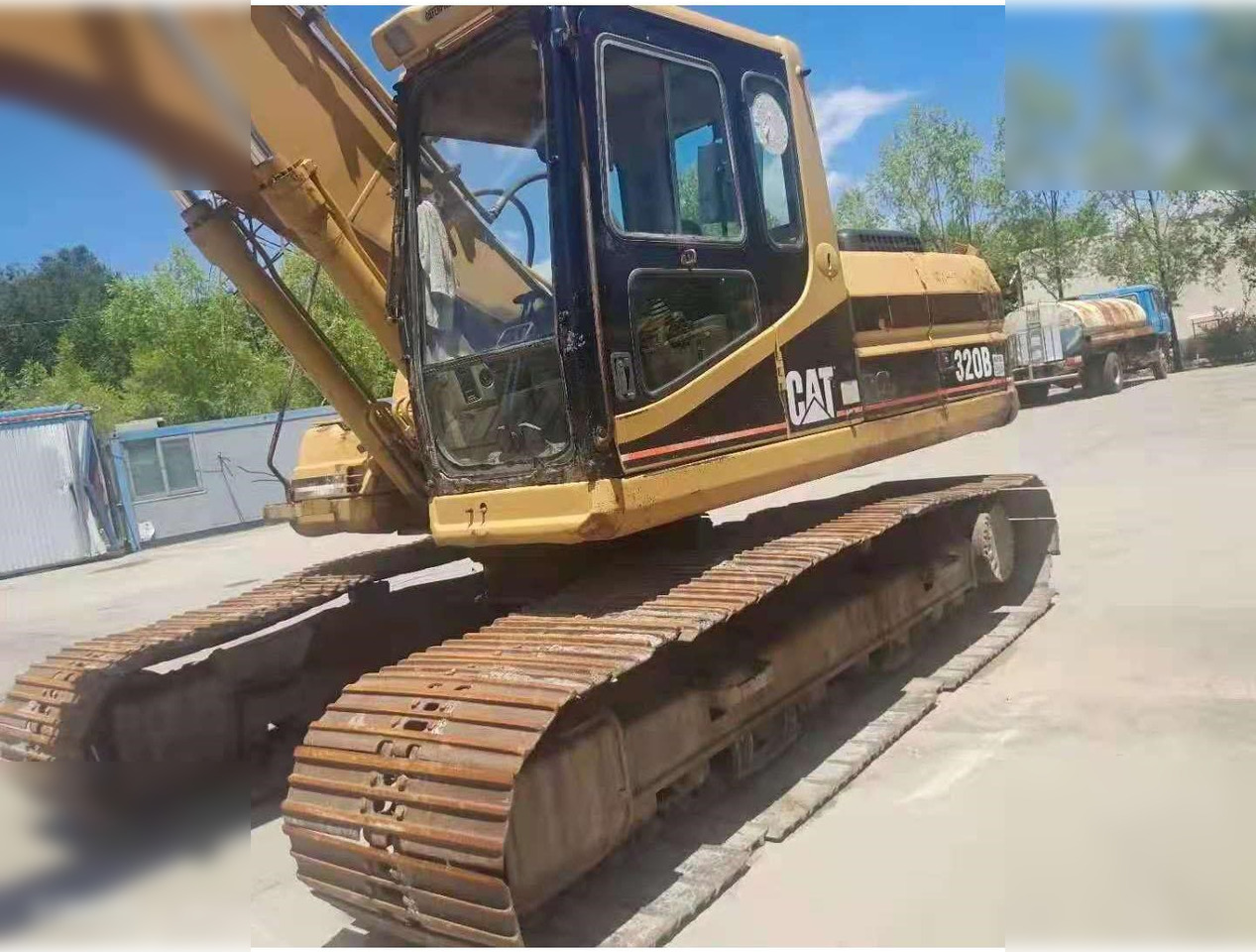 CATERPILLAR 320BL - حفارات زحافة: صور 1 CATERPILLAR 320BL - حفارات زحافة: صور 1