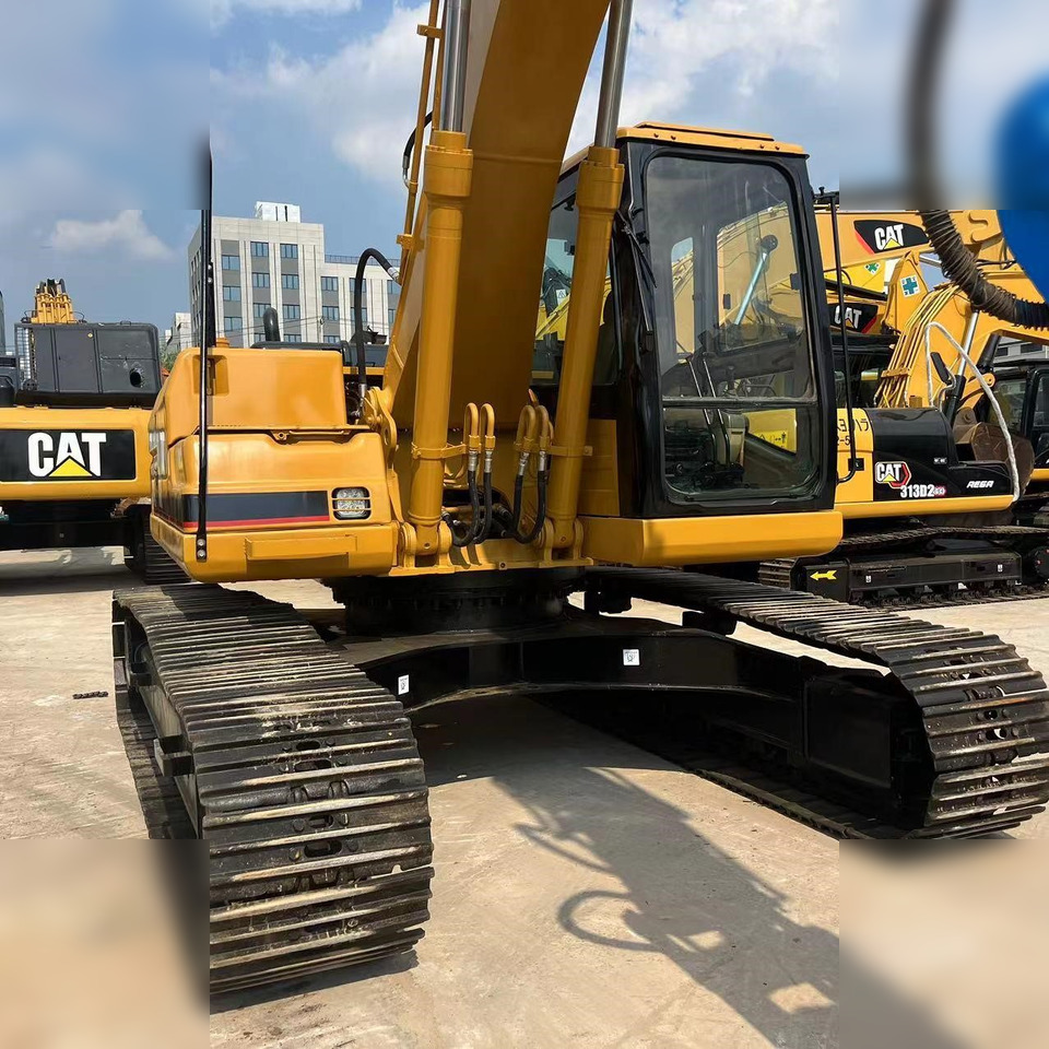 CATERPILLAR 320BL - حفارات زحافة: صور 4 CATERPILLAR 320BL - حفارات زحافة: صور 4