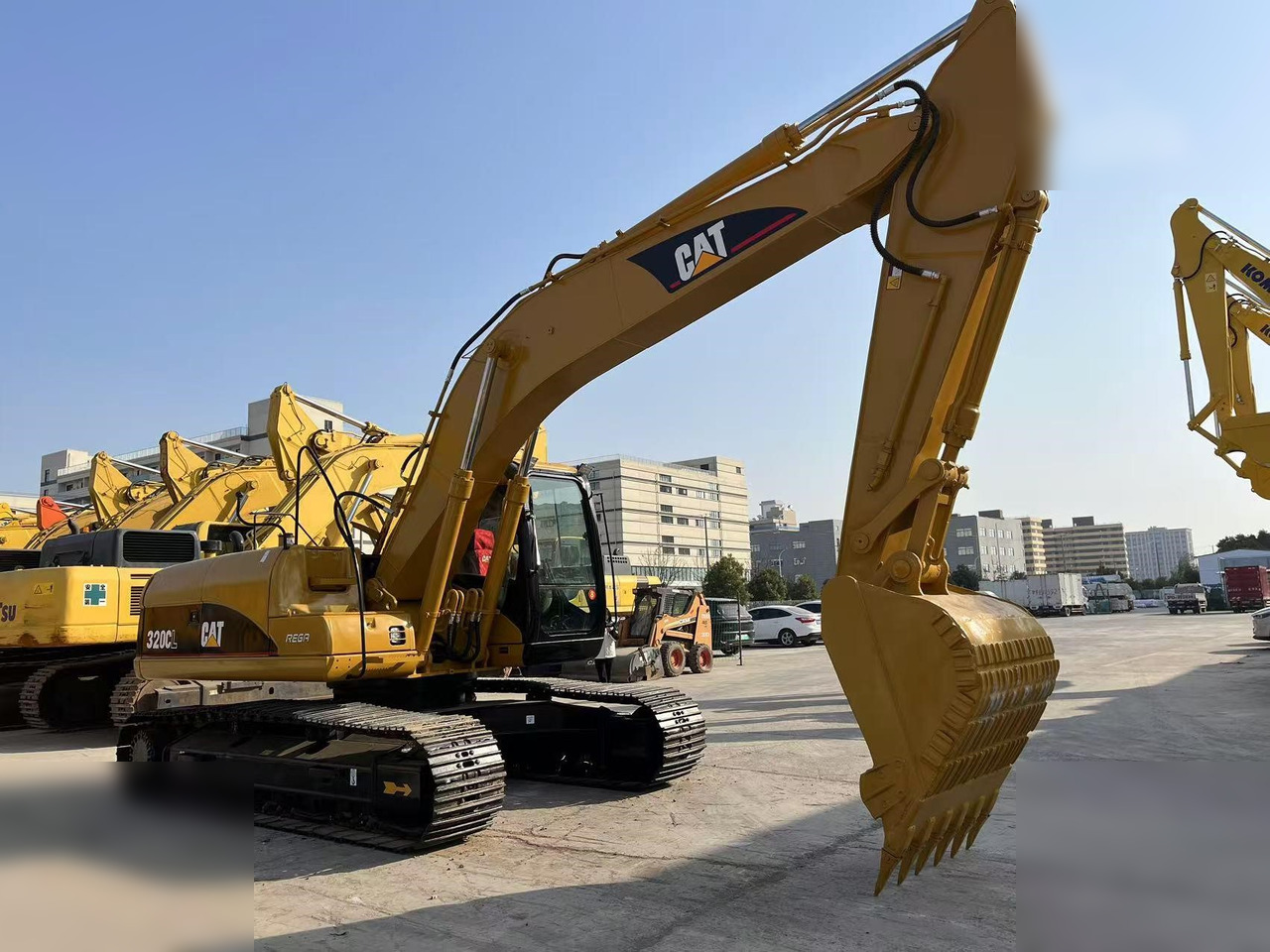 CATERPILLAR 320CL - حفارات زحافة: صور 4 CATERPILLAR 320CL - حفارات زحافة: صور 4