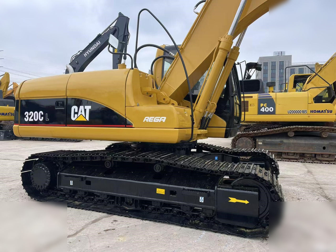 CATERPILLAR 320C - حفارات زحافة: صور 3 CATERPILLAR 320C - حفارات زحافة: صور 3