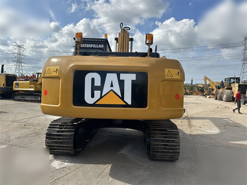 CATERPILLAR 320D - حفارات زحافة: صور 2 CATERPILLAR 320D - حفارات زحافة: صور 2