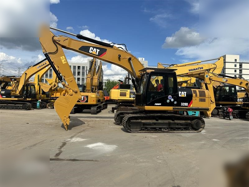 CATERPILLAR 320D - حفارات زحافة: صور 1 CATERPILLAR 320D - حفارات زحافة: صور 1
