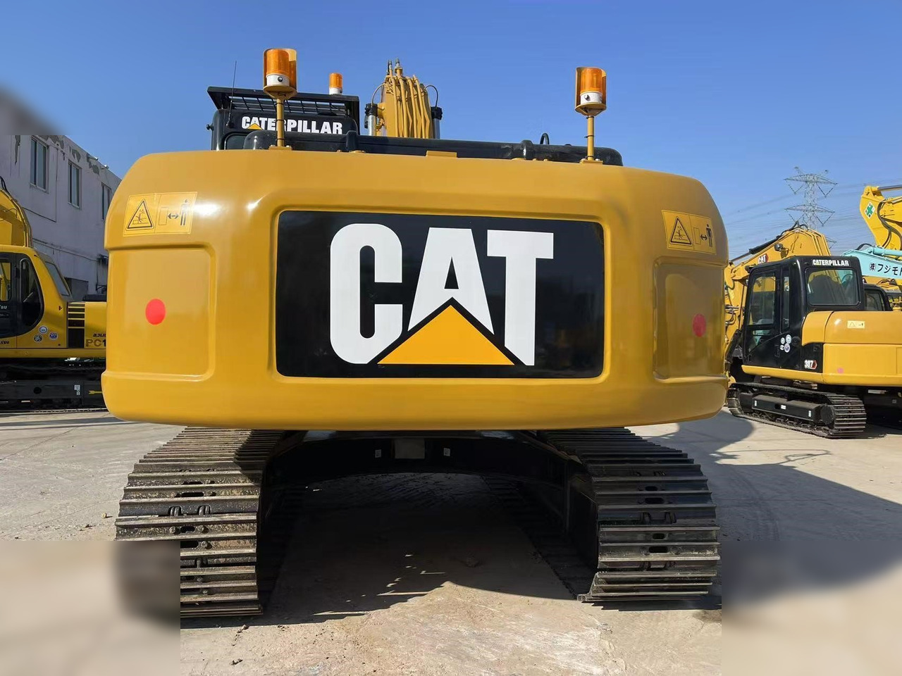 CATERPILLAR 320D - حفارات زحافة: صور 5 CATERPILLAR 320D - حفارات زحافة: صور 5