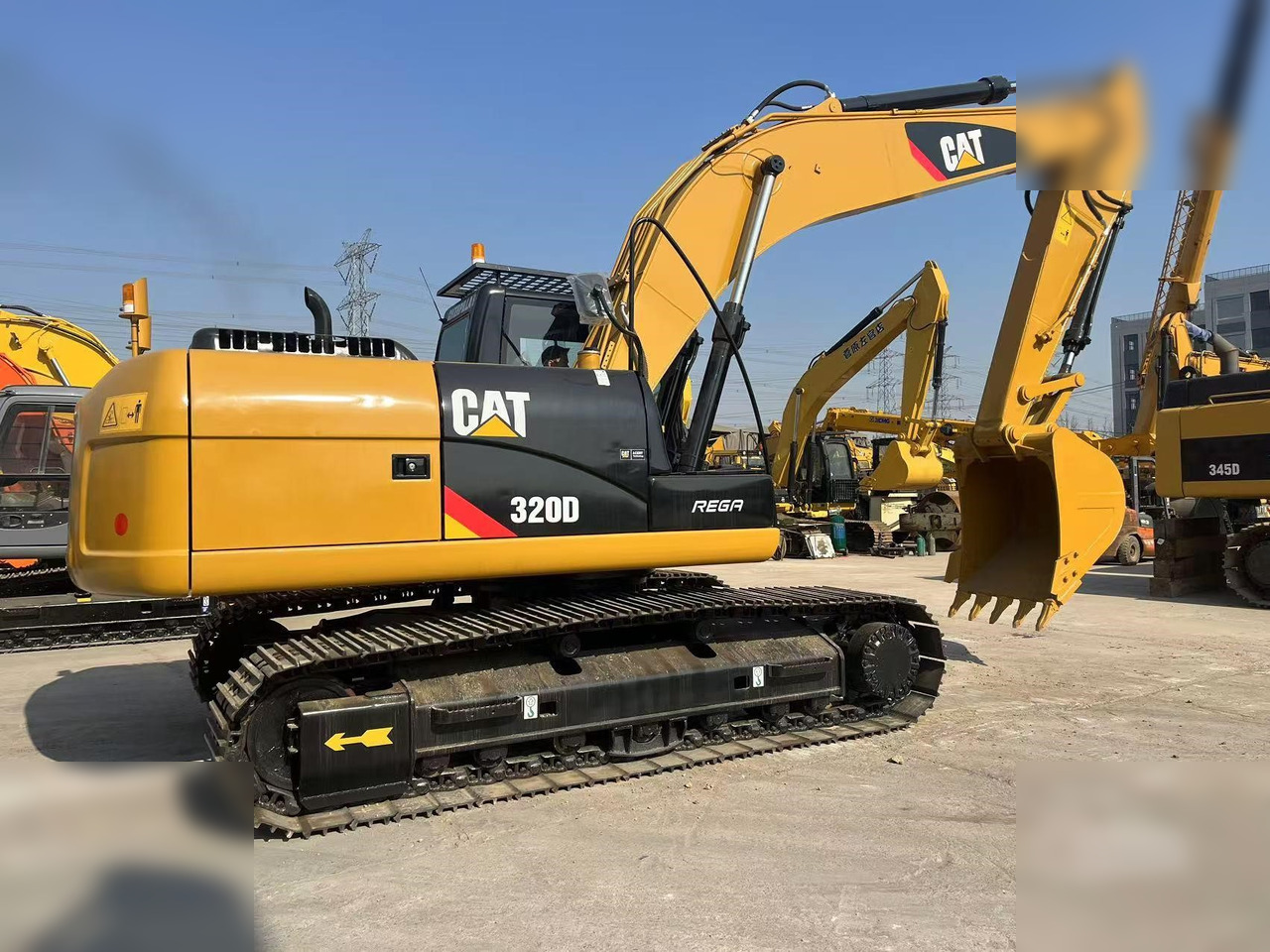 CATERPILLAR 320D - حفارات زحافة: صور 2 CATERPILLAR 320D - حفارات زحافة: صور 2