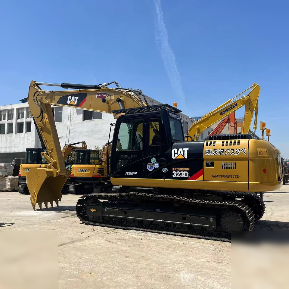 CATERPILLAR 323DL - حفارات زحافة: صور 2 CATERPILLAR 323DL - حفارات زحافة: صور 2