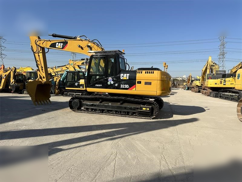 CATERPILLAR 323D - حفارات زحافة: صور 1 CATERPILLAR 323D - حفارات زحافة: صور 1