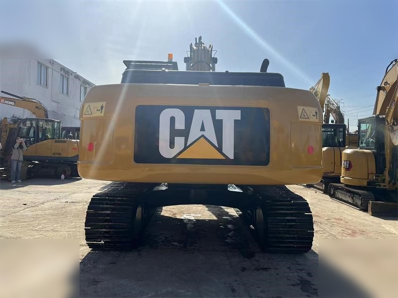 CATERPILLAR 324DL - حفارات زحافة: صور 5 CATERPILLAR 324DL - حفارات زحافة: صور 5