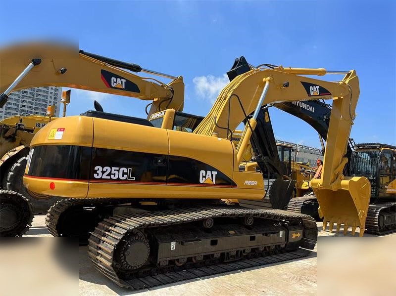 CATERPILLAR 325CL - حفارات زحافة: صور 1 CATERPILLAR 325CL - حفارات زحافة: صور 1