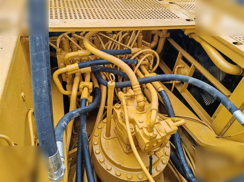 حفارات زحافة CATERPILLAR 330CL: صور 9 حفارات زحافة CATERPILLAR 330CL: صور 9