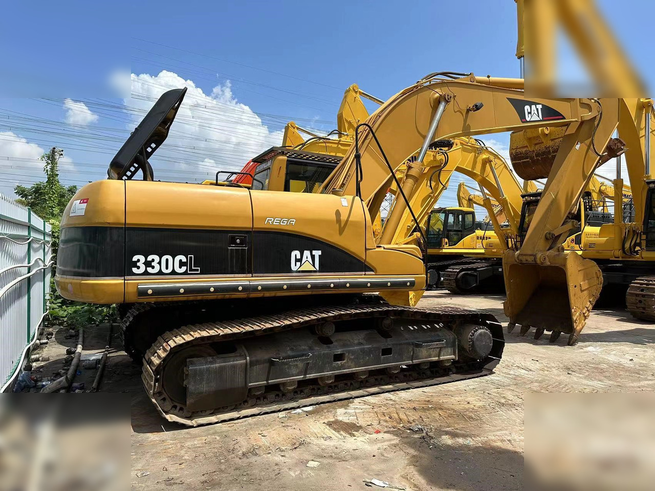 CATERPILLAR 330CL - حفارات زحافة: صور 1 CATERPILLAR 330CL - حفارات زحافة: صور 1